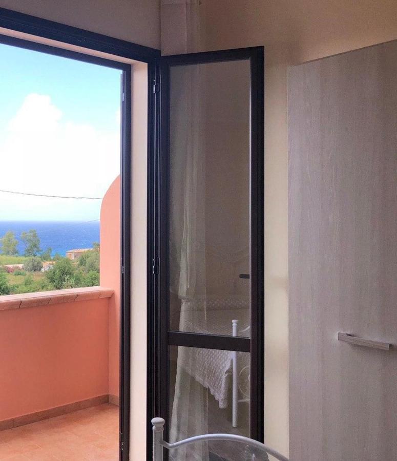 Villa Rosa トロペーア エクステリア 写真